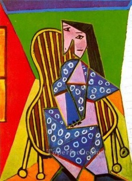  1919 Oil Painting - Femme assise dans un fauteuil 1919 Cubism